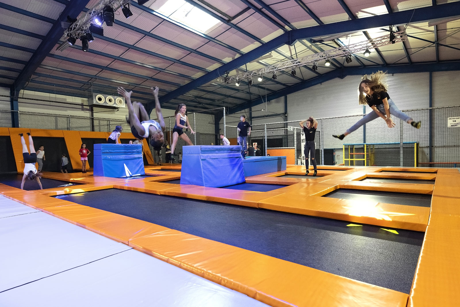 chambray les tours trampoline park